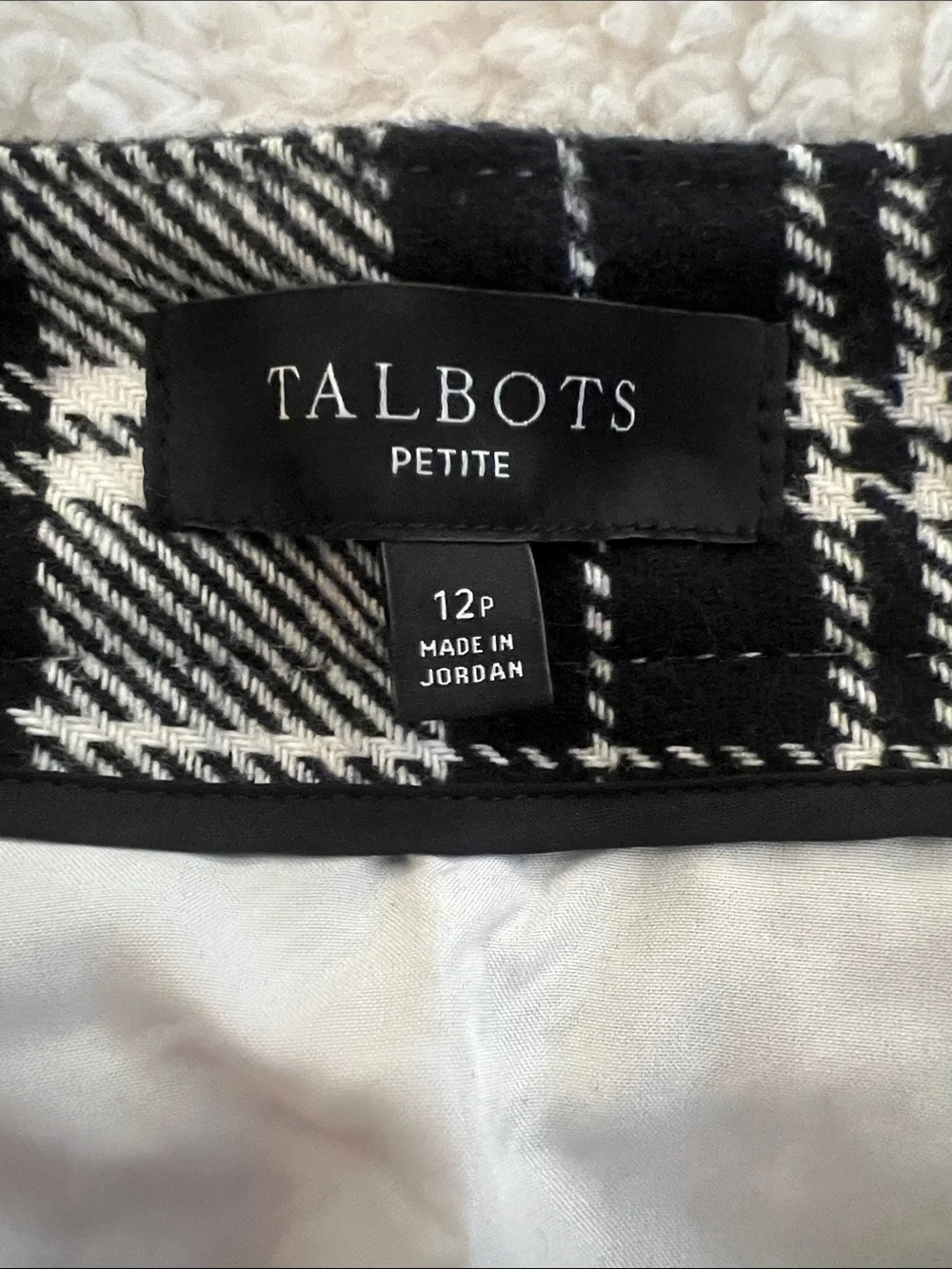 Talbots Black & White Plaid Fringe Wrap knee length Skirt